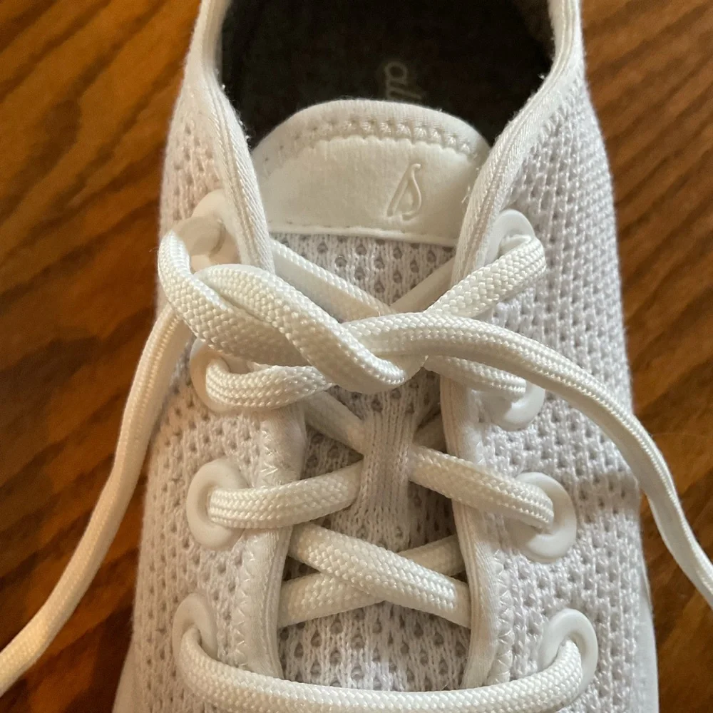 Allbirds Tree Runner’s, Kaikoura White Sneakers, Women’s Sz 7